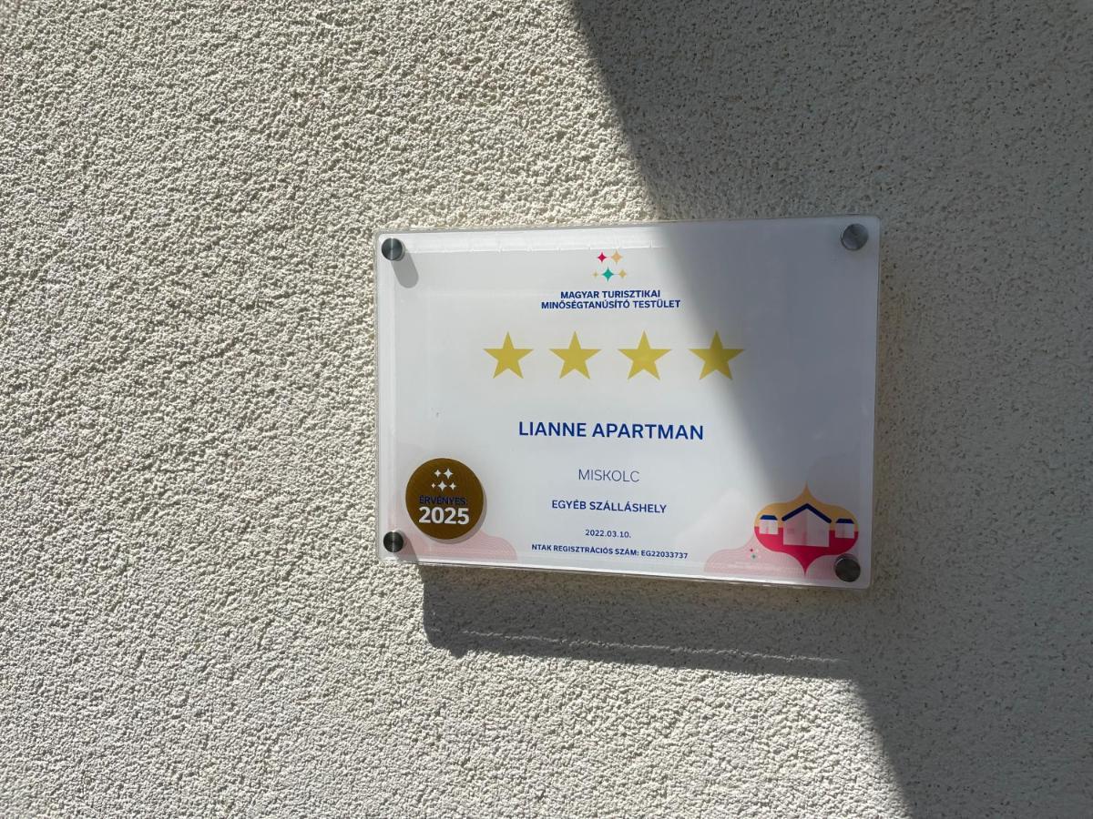 Lianne Apartman Мішкольц Екстер'єр фото